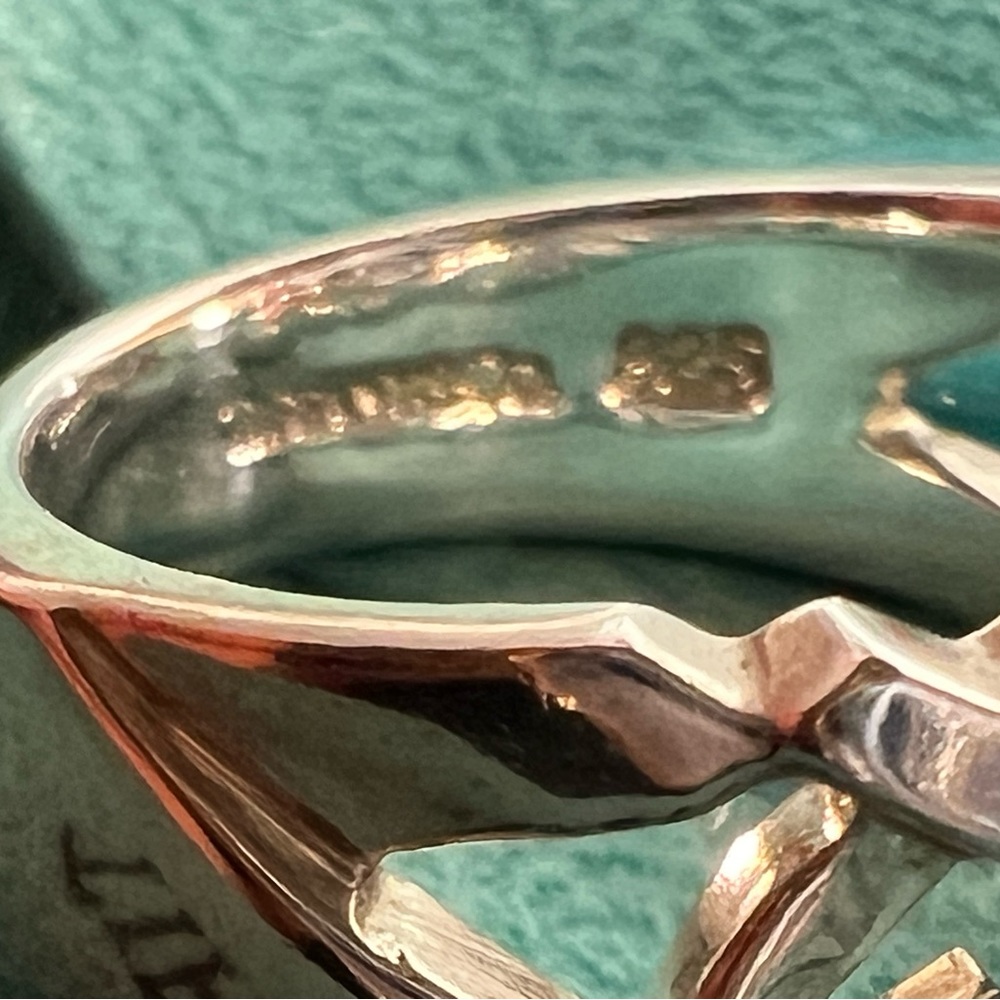 Tiffany & Co. Paloma Picasso Loving Hearts Ring - Picture 6 of 6